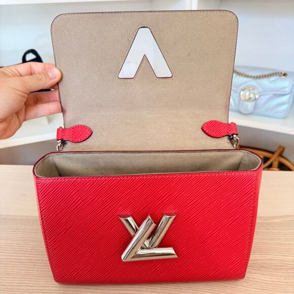 Louis Vuitton Epi Twist MM Red - Picture 6 of 16